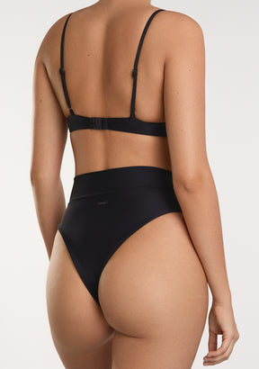 Masha Top + Kalea Bottom Black Bikini