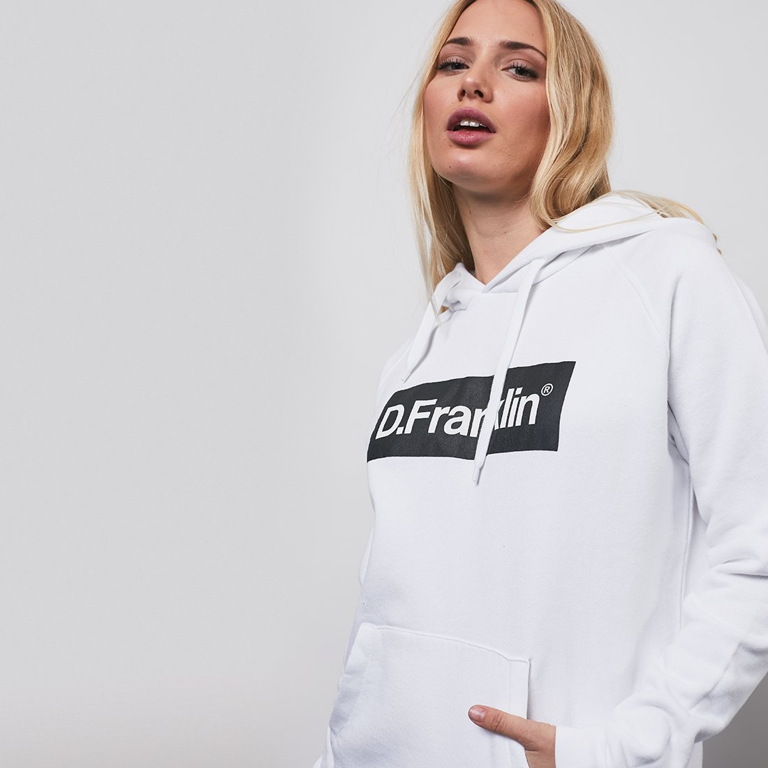 Hoodie Black / White Rec - White